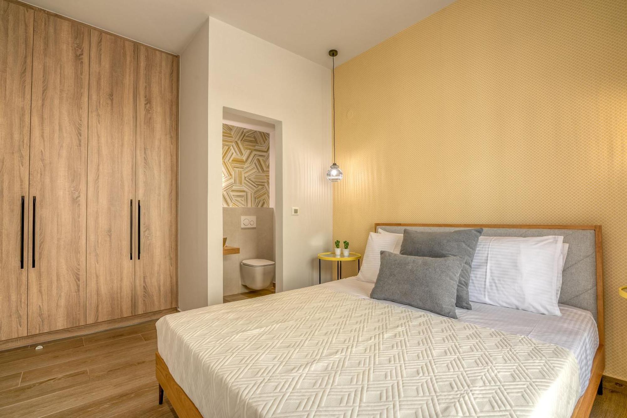 Magnolia Luxury Chania Central Apartments Екстер'єр фото