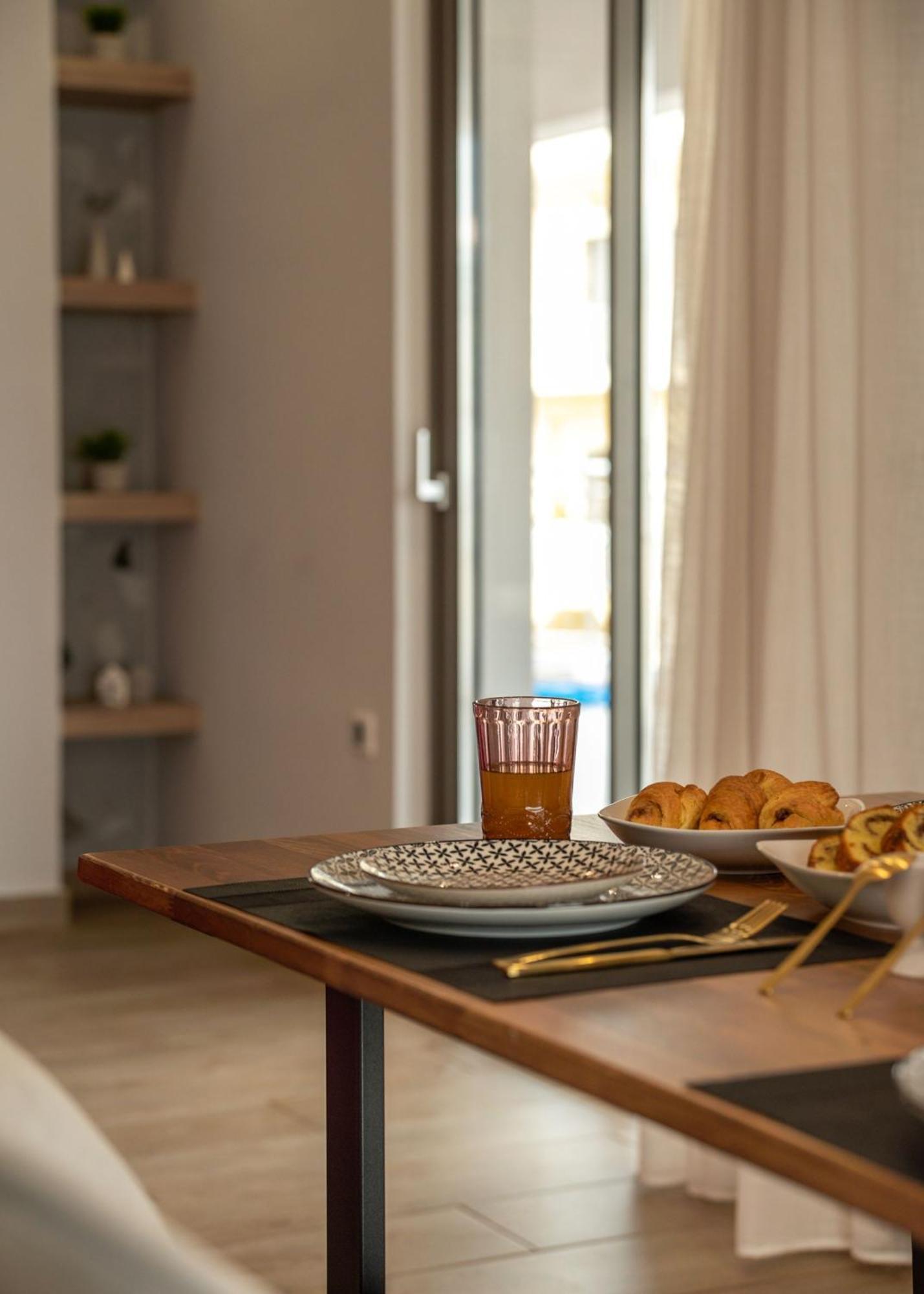 Magnolia Luxury Chania Central Apartments Екстер'єр фото